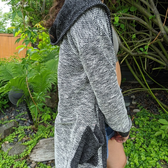 Vans Party Cardy - Picture 2 of 2